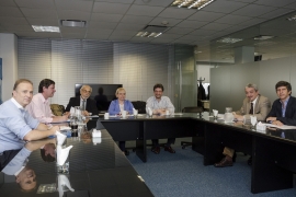 Imágen de Nueva reunin para tratar la futura ley de comunicaciones