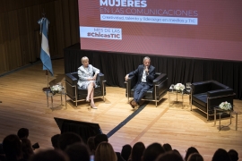 Imágen de Un programa para alentar el acceso de las mujeres al mundo de las TICs