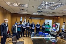 Imágen de Entrega de tablets +Simple a organizaciones barriales