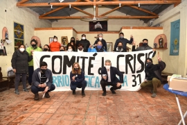 Imágen de Entrega de tarjetas telefnicas en el Barrio Mugica (ex Villa 31)