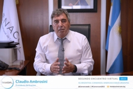 Imágen de Claudio Ambrosini, presente en la apertura de ConverCom 2021