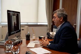 Imágen de Claudio Ambrosini, presente en el Congreso Nacional de Telecomunicaciones