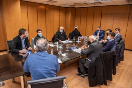 Imágen de Nueva reunin con representantes polticos de Crdoba