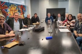 Imágen de Autoridades de ENACOM y SAGAI, reunidas por la Ley de Doblaje
