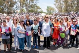 Imágen de Sergio Massa: "Gracias a ENACOM, ya llevamos entregadas ms de 5.500 tablets en Tigre"