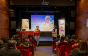 Imágen de (30-08-23) TALLER PARA UN ABORDAJE RESPONSABLE EN MEDIOS DE COMUNICACIN PARA ESTUDIANTES Y PROFESIONALES EN MAR DEL PLATA 